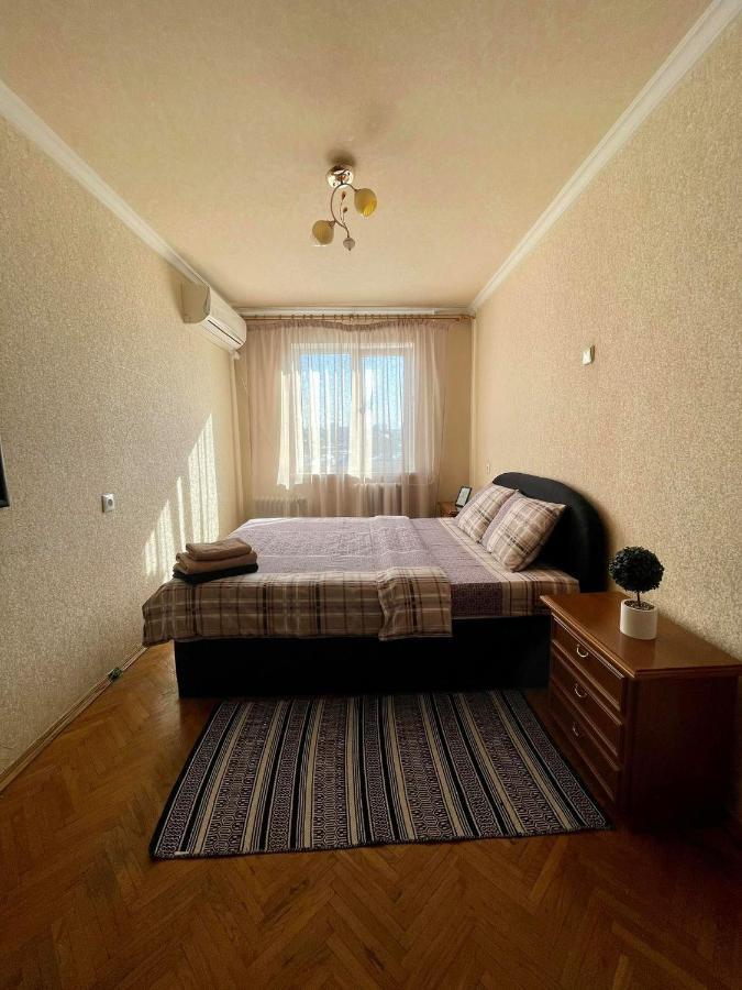 Comfortable One Beds With Nice View For Independent Sqr Kijev Kültér fotó