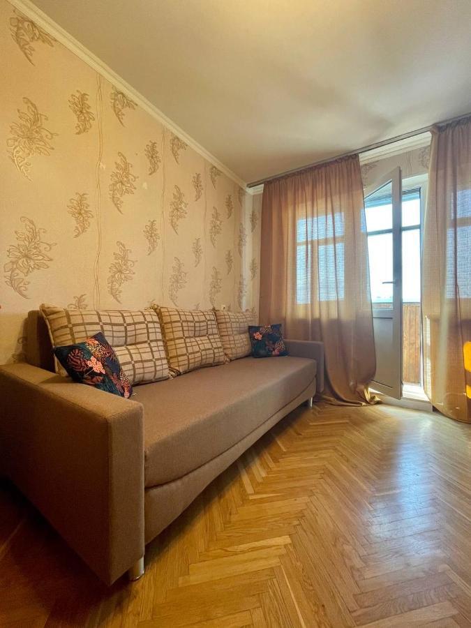 Comfortable One Beds With Nice View For Independent Sqr Kijev Kültér fotó